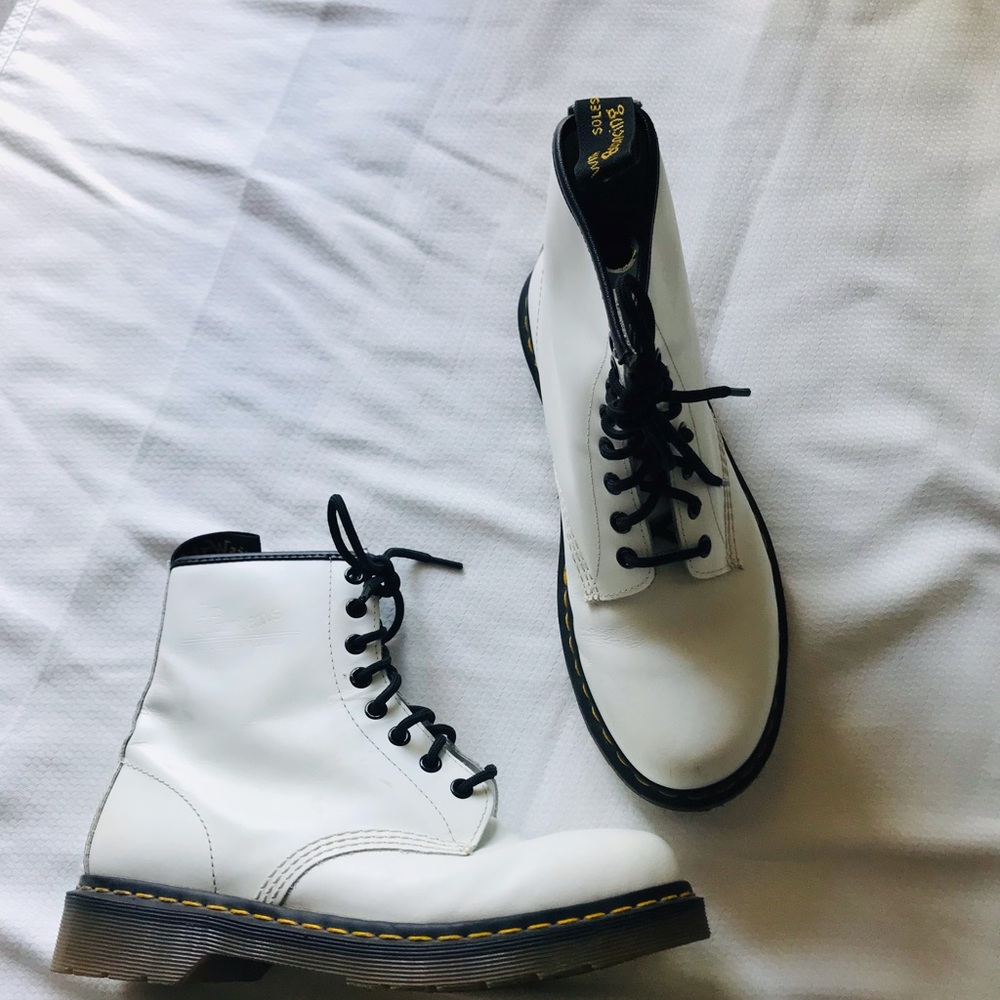 Dr.martens White Leather Lace-Up Boots